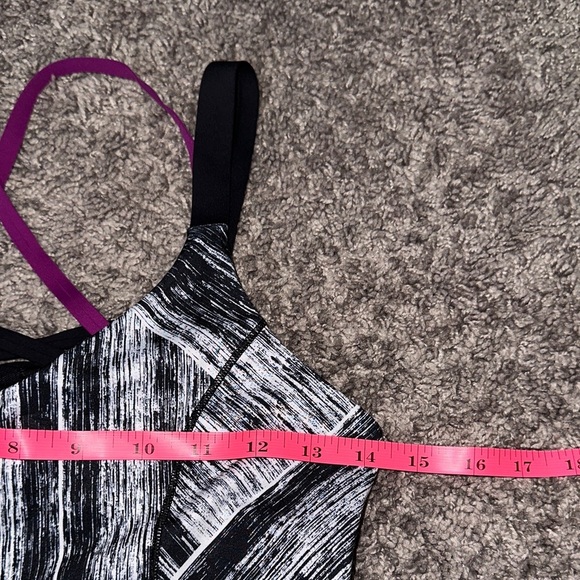 lululemon athletica Geometric Black and White Tank Top - Picture 5 of 5